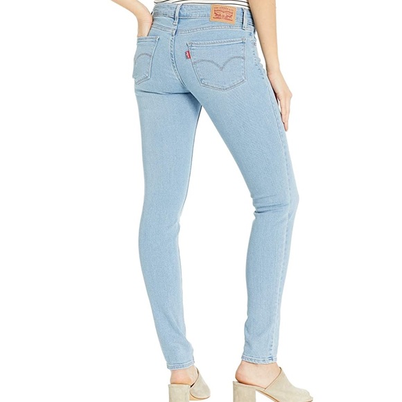 Levi’s 711 Skinny Jeans {light-wash} - Picture 2 of 6